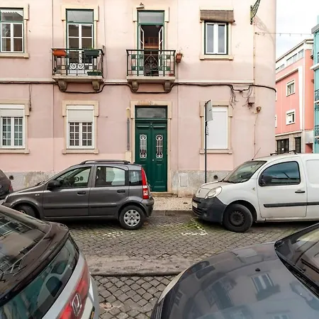 Say What Lisbon? — Street Art / Family * Lisboa